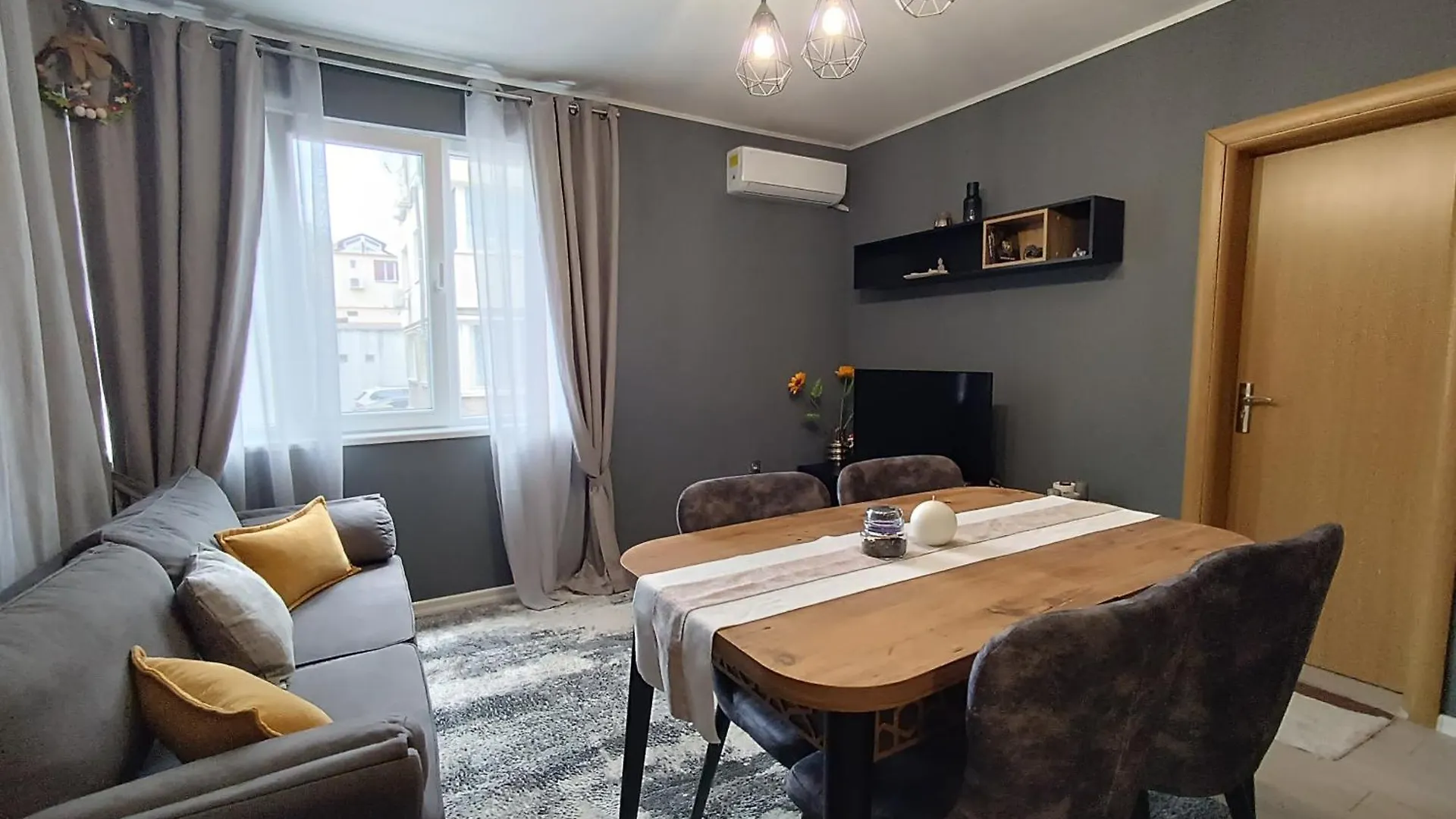 Appartement Вселена à Varna